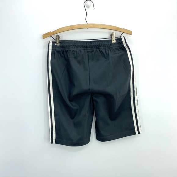 Adidas ‘Gresix/White’ Shorts Woman’s Size XSmall - Picture 2 of 2